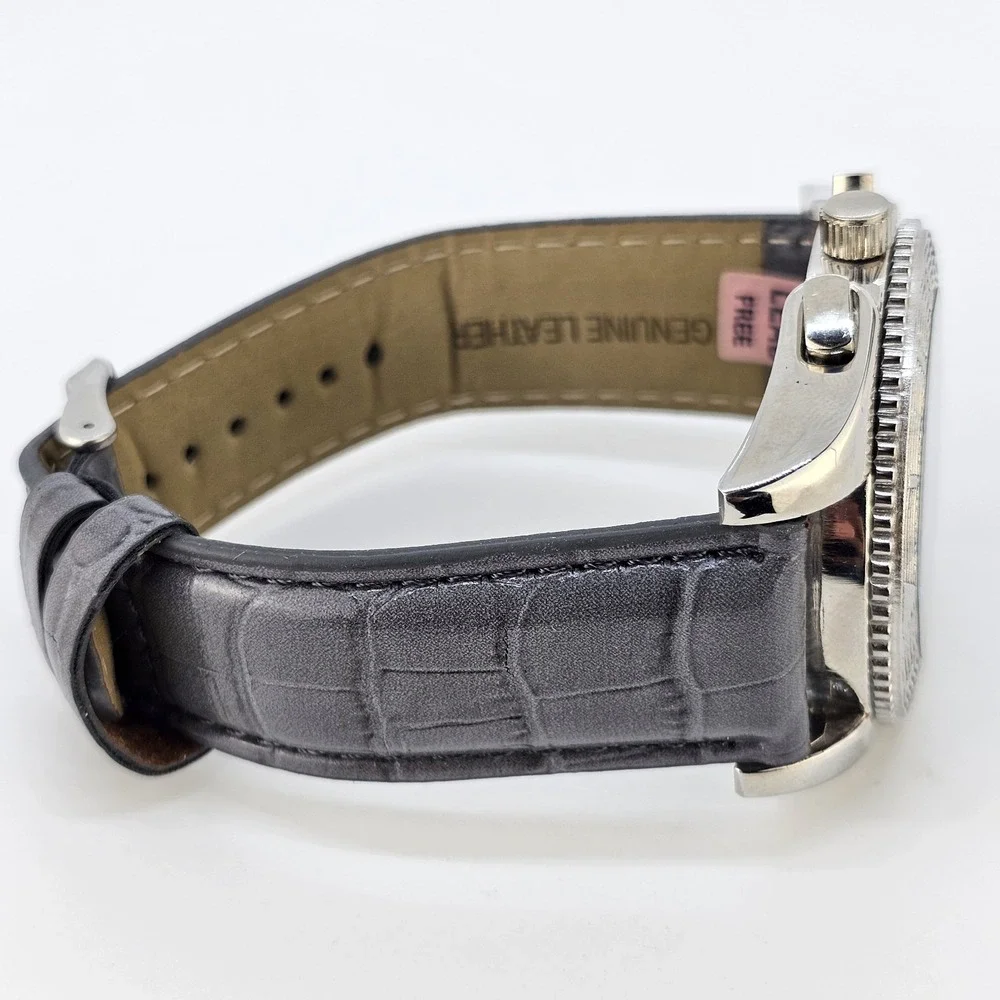 Narmi Unisex Analog Watch 45MM Dark Gray Dial Faux Leather Bands New Battery‎